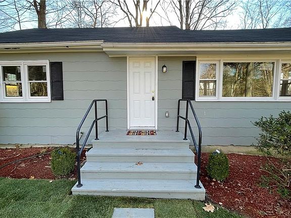 4th image of 7 Cottonwood Dr