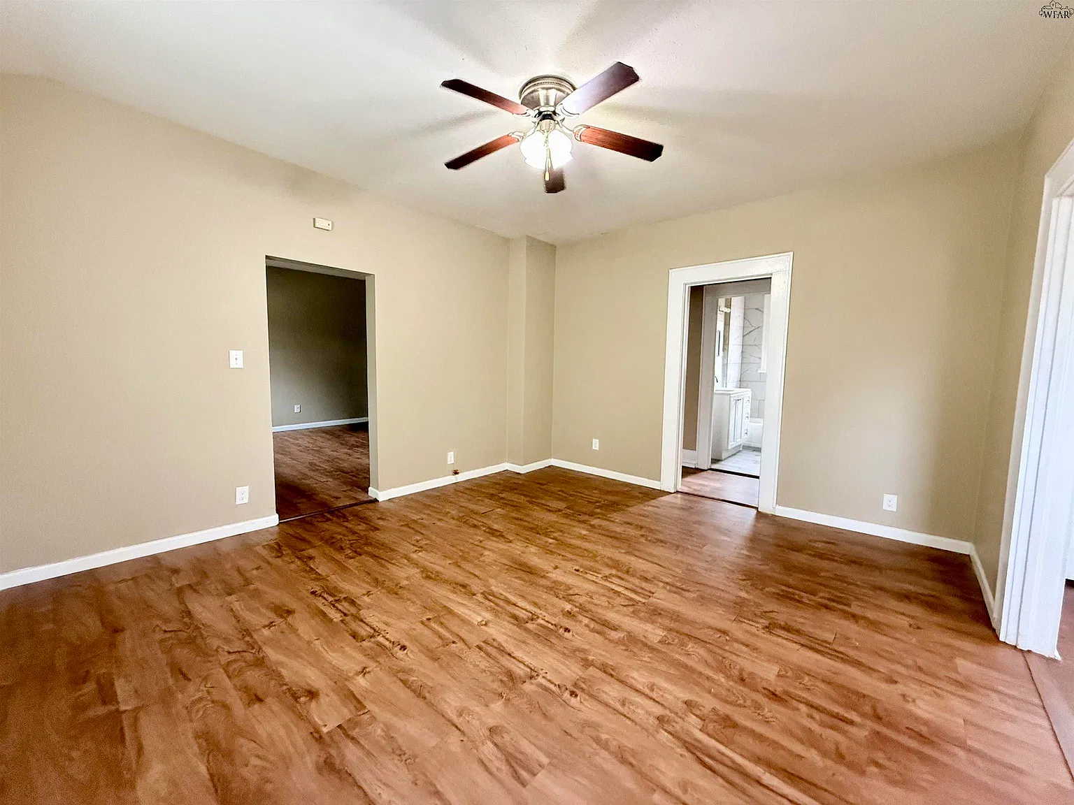 2 bed, 1.0 bath, 1060 sqft, $995 — Photo 4