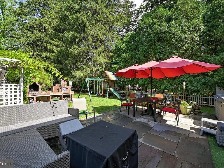 353 Cherry Hill Rd — Photo 38