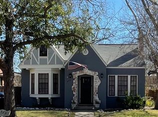 322 Furr Dr, San Antonio, TX 78201