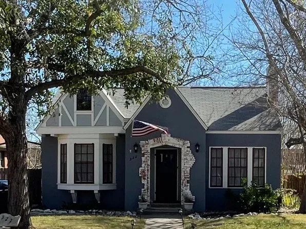 322 Furr Dr, San Antonio, TX 78201