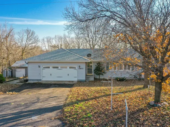 11673 Riverview Rd NE, Hanover, MN 55341