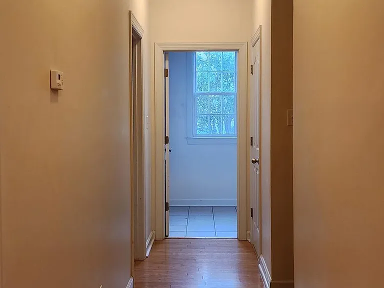 302 Savannah Dr — Photo 12
