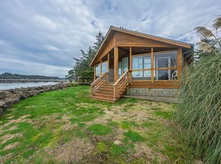 150 SW Maple St, Waldport, OR 97394