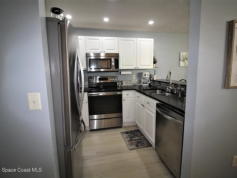 1408 Atlantic St #A — Photo 5