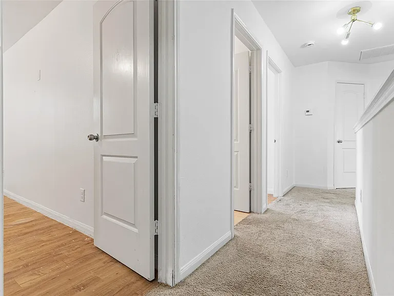 11017 Panther Ct — Photo 23