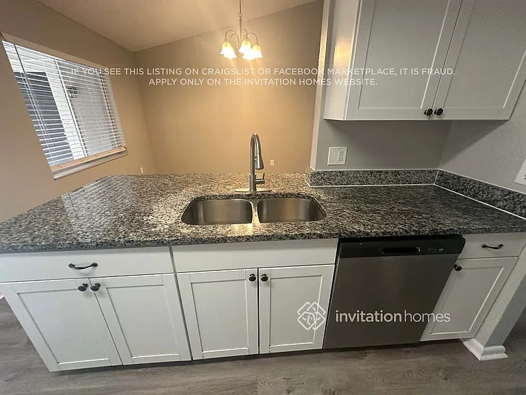 2447 Atrium Cir — Photo 6