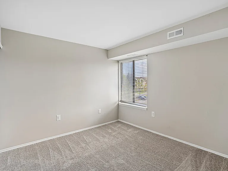 Regency Place Apartments — Photo 14
