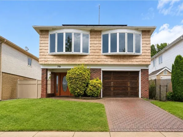75 Muller Ave, Staten Island, NY 10314