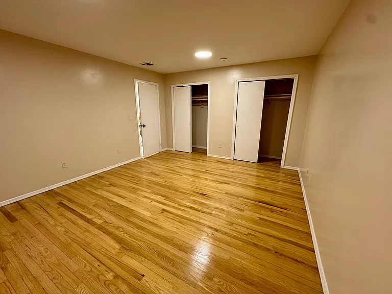 39 Henderson St — Photo 10