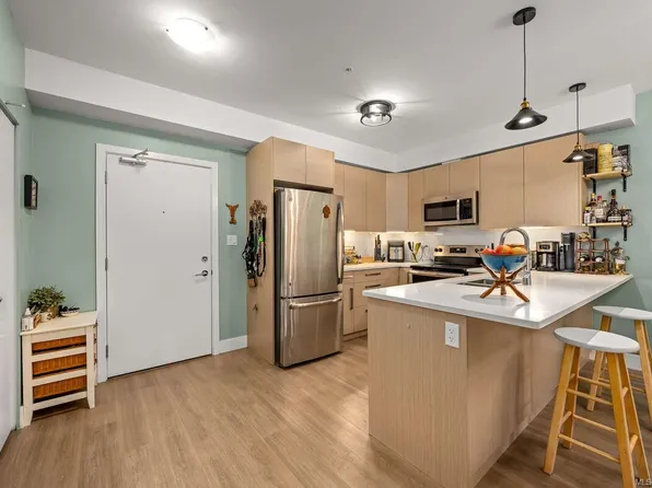 3070 Kilpatrick Ave Unit 101, Courtenay, BC V9N 8P1