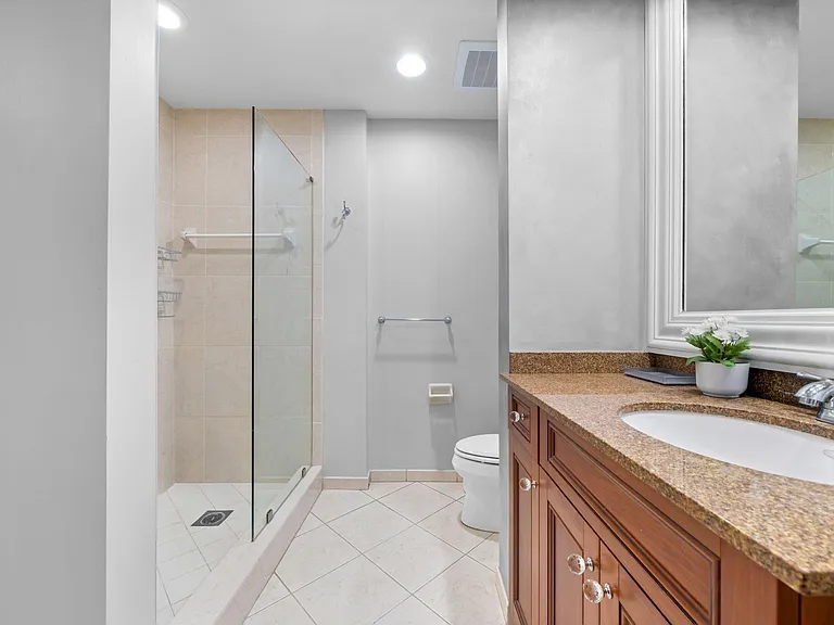 347 N New River Dr E #405 — Photo 14