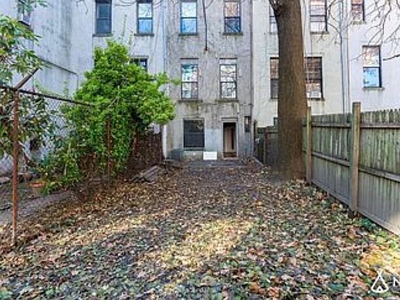 5th image of 131 W 130th St APT 1