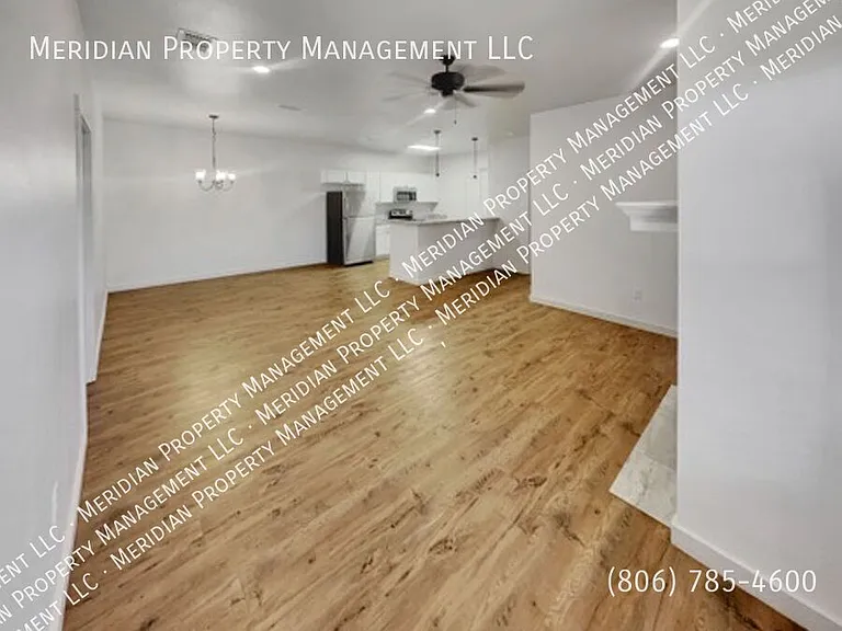 2739 137th St — Photo 3