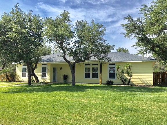 2nd image of 105 S Sierra Woods Dr