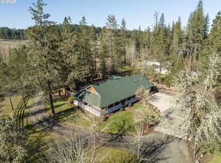 85305 Sarvis Berry Ln, Eugene, OR 97405