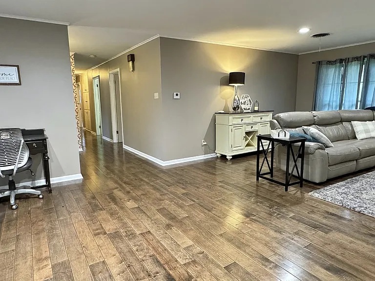 102 N Pinecrest Dr — Photo 21