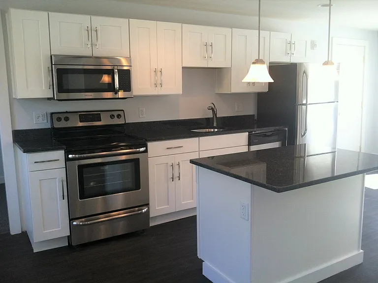 158 Main St #2 — Photo 1