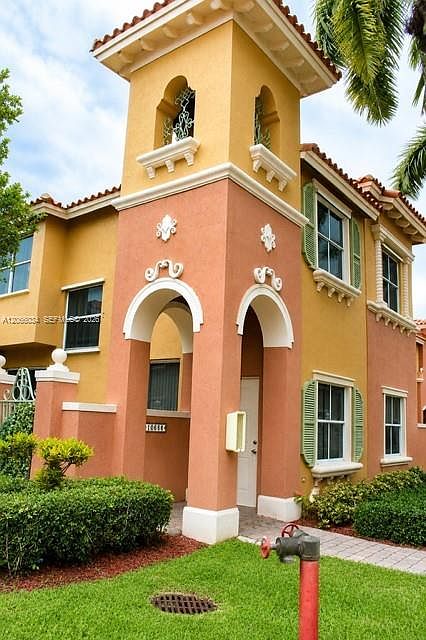 1st image of 10666 SW 7th St #2106