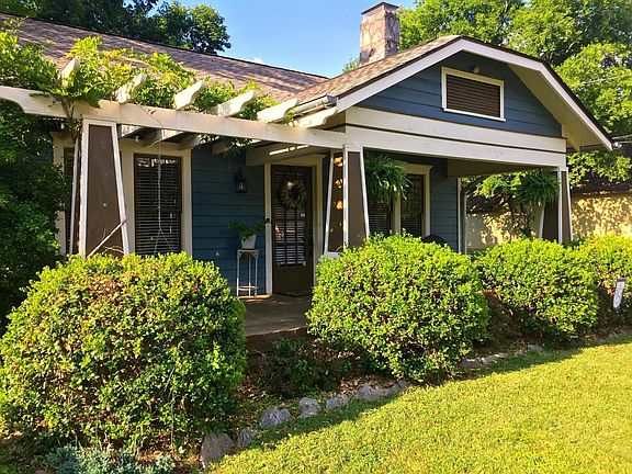 Idyllic street in a great neighborhood