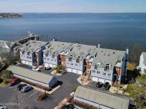 135 1st Street #2F, Keyport, NJ 07735