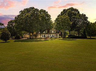 581 Brooks Woolsey Rd, Fayetteville, GA 30215