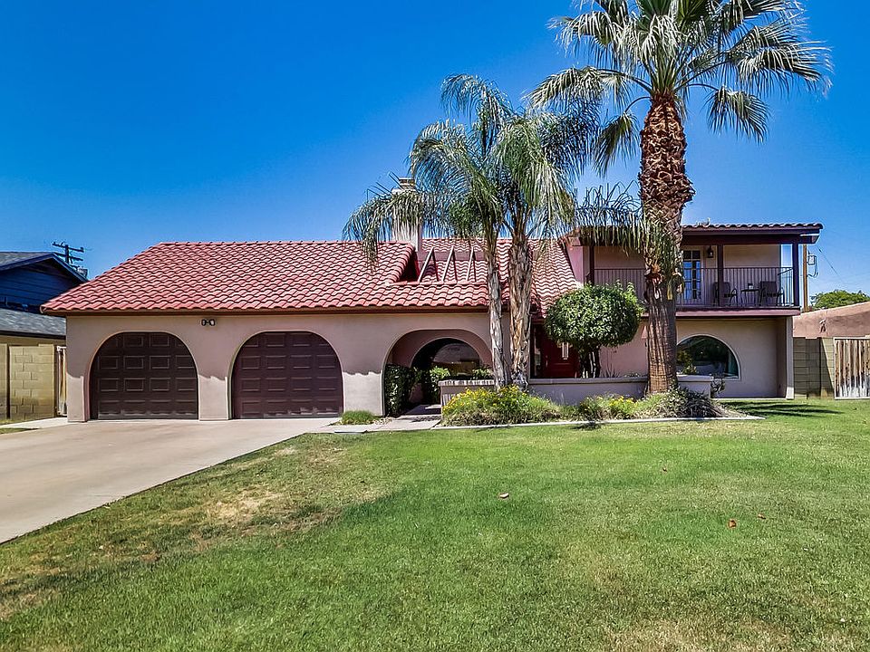 1st image of 310 W Las Palmaritas Dr