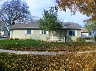 204 7th St NE, Mason City, IA 50401