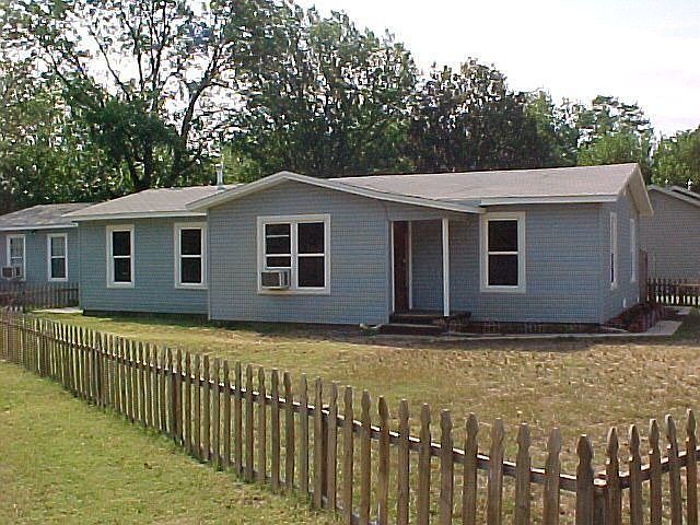 1st image of 513 Rosewood St