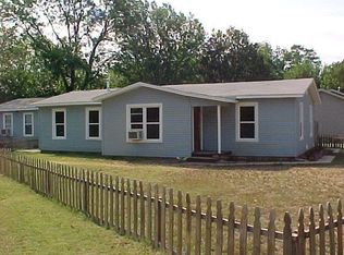 513 Rosewood St, Burkburnett, TX 76354