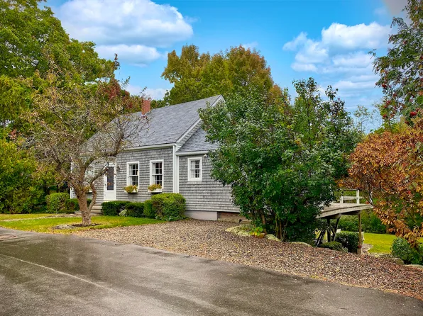 9 Limerock Street, Rockport, ME 04856