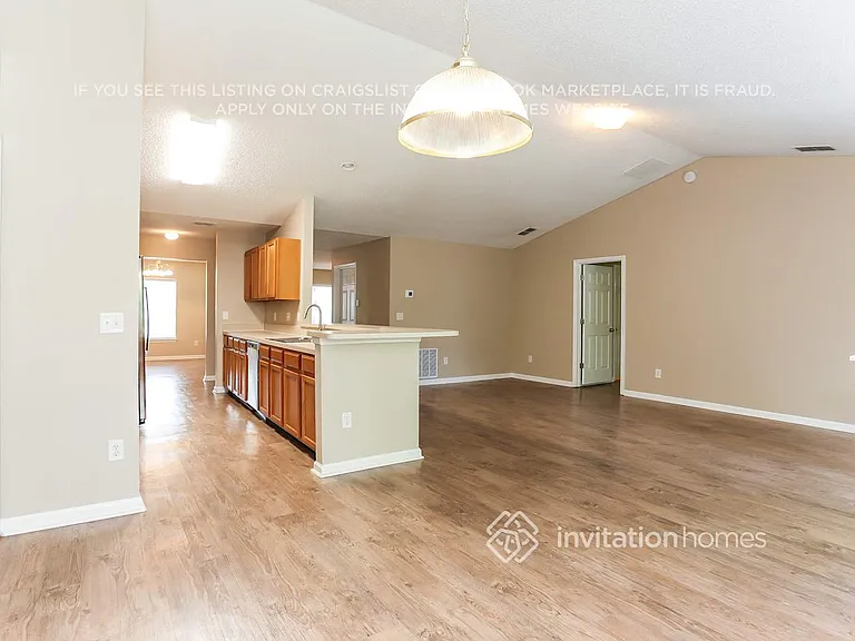 10939 Apple Blossom Trl E — Photo 9