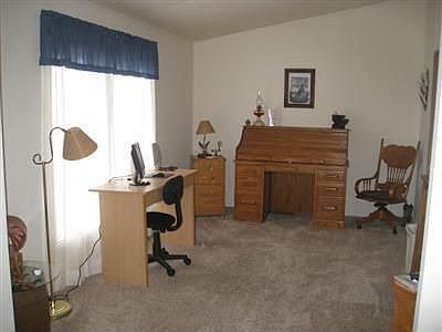 4th image of 128 Security Ln #200