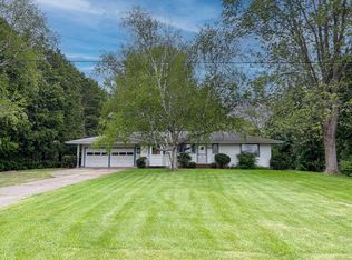 1227 Howe Rd, Burton, MI 48509