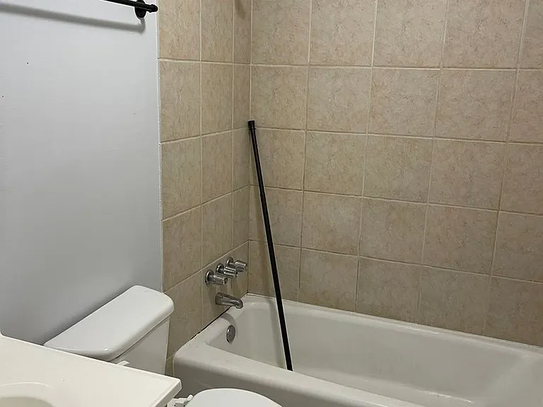 250 Little St #302B — Photo 9