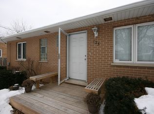 125 Traube Ave, Downers Grove, IL 60515