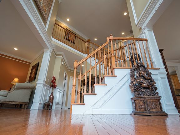 2 STORY FOYER