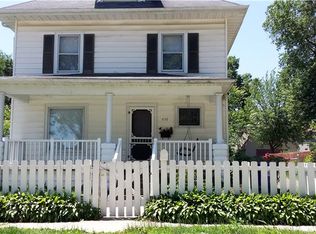 438 Denver St, Waterloo, IA 50701