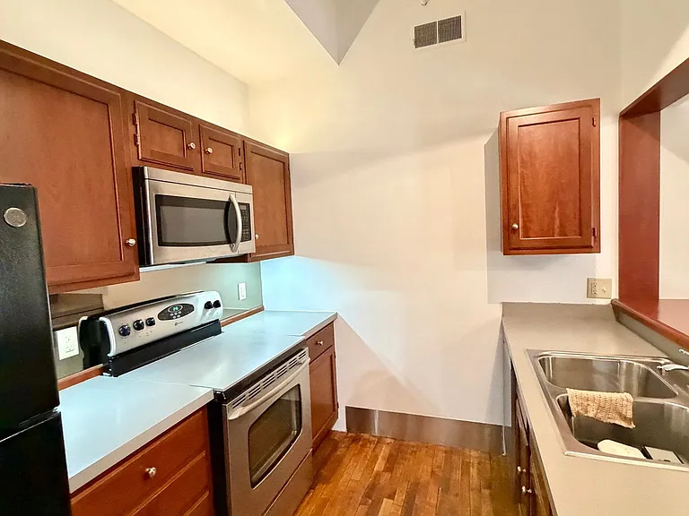 231 N Shippen St #325 — Photo 13