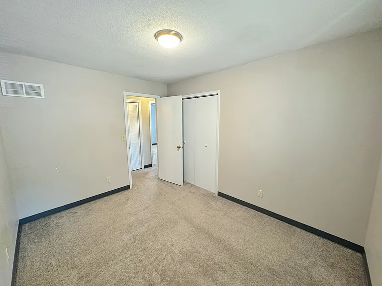 835 E Gay St — Photo 13