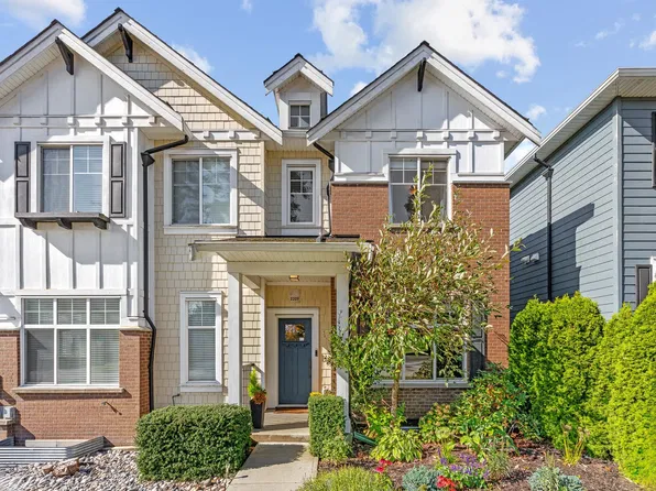 2209 165th St, Surrey, BC V3Z 0L8