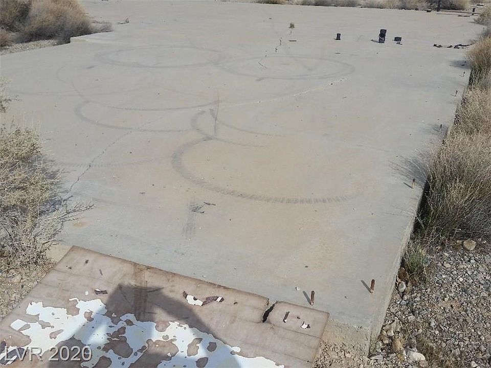 2nd image of 2651 Quinta Ave