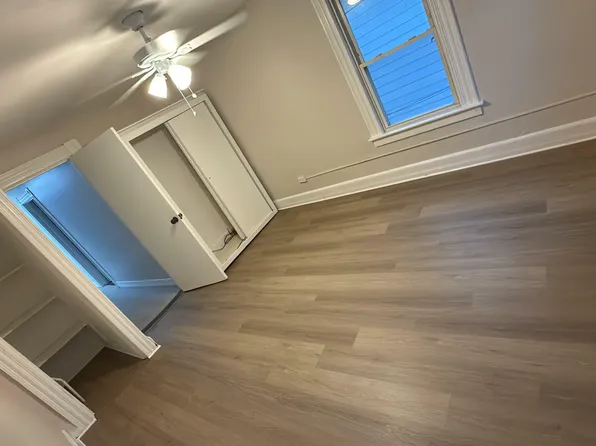 57 Ferry St APT 1, Middletown, CT 06457