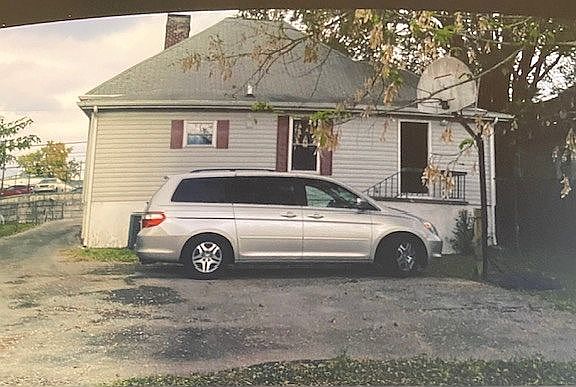 4th image of 1007 Wray St