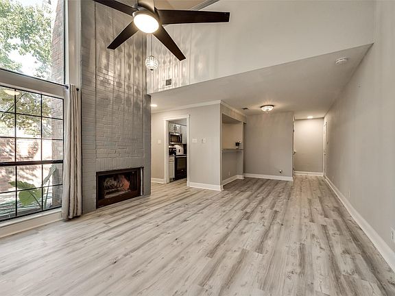 4th image of 18240 Midway Rd APT 302