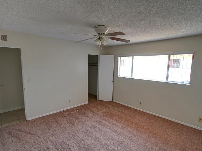 614 Linwood Ave #B — Photo 10