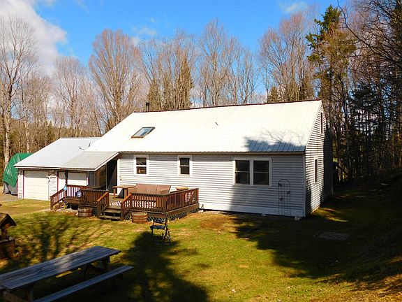 3rd image of 87-89 Sullivan Drive
