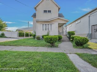 236 S Apple St, Dunmore, PA 18512