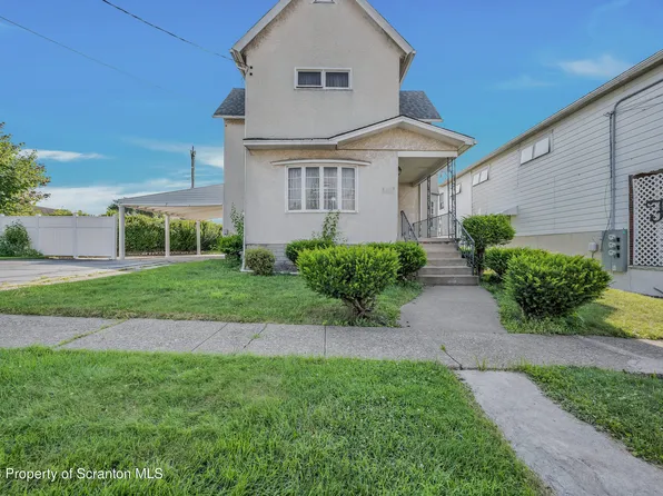 236 S Apple St, Dunmore, PA 18512