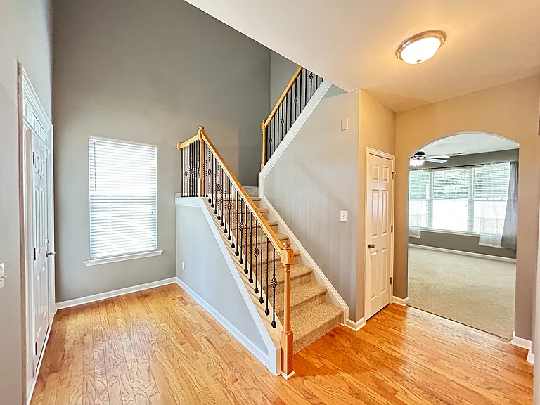 212 Oconee Way — Photo 3